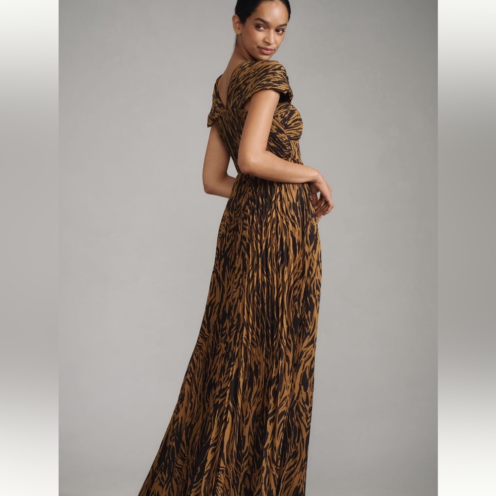 Saylor Ulla Maxi Dress - Picture 4 of 8